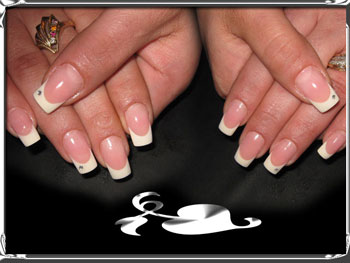pose ongles acrylique 