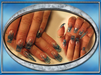 pose d'ongles acrylique fantaisie